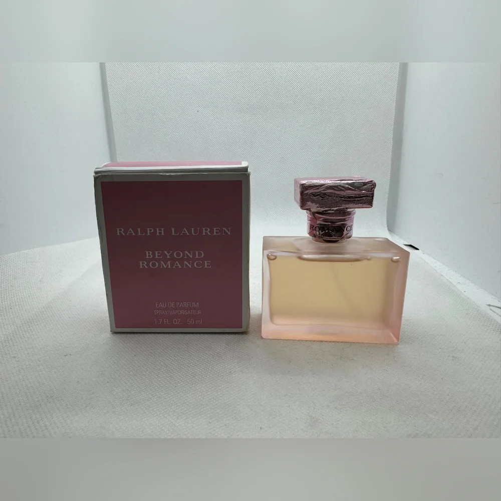 Ralph Lauren/perfum /Beyond Romance. - Picture 2 of 5